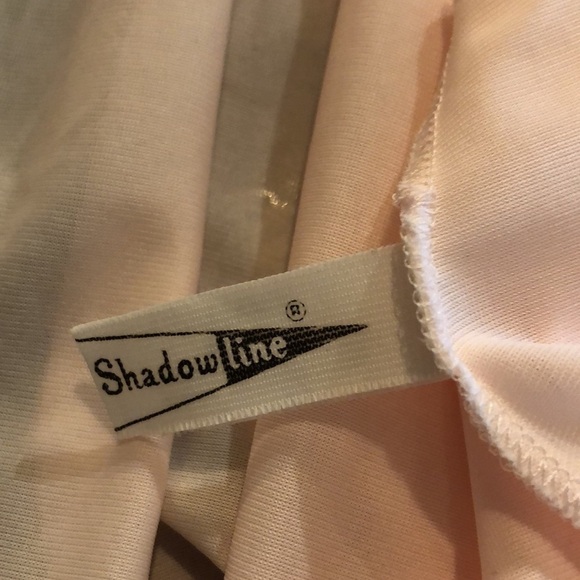 Shadow Line VINTAGE Soft Pink Lace and Embroidery Crop Sleeve Bed Jacket Size S - Picture 10 of 11